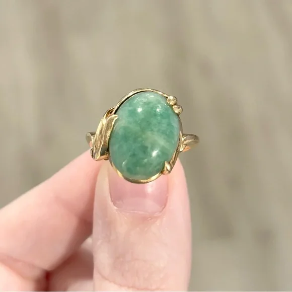14K Large Aventurine Jade natural sparkling medium green vintage solid gold ring - Picture 5 of 11